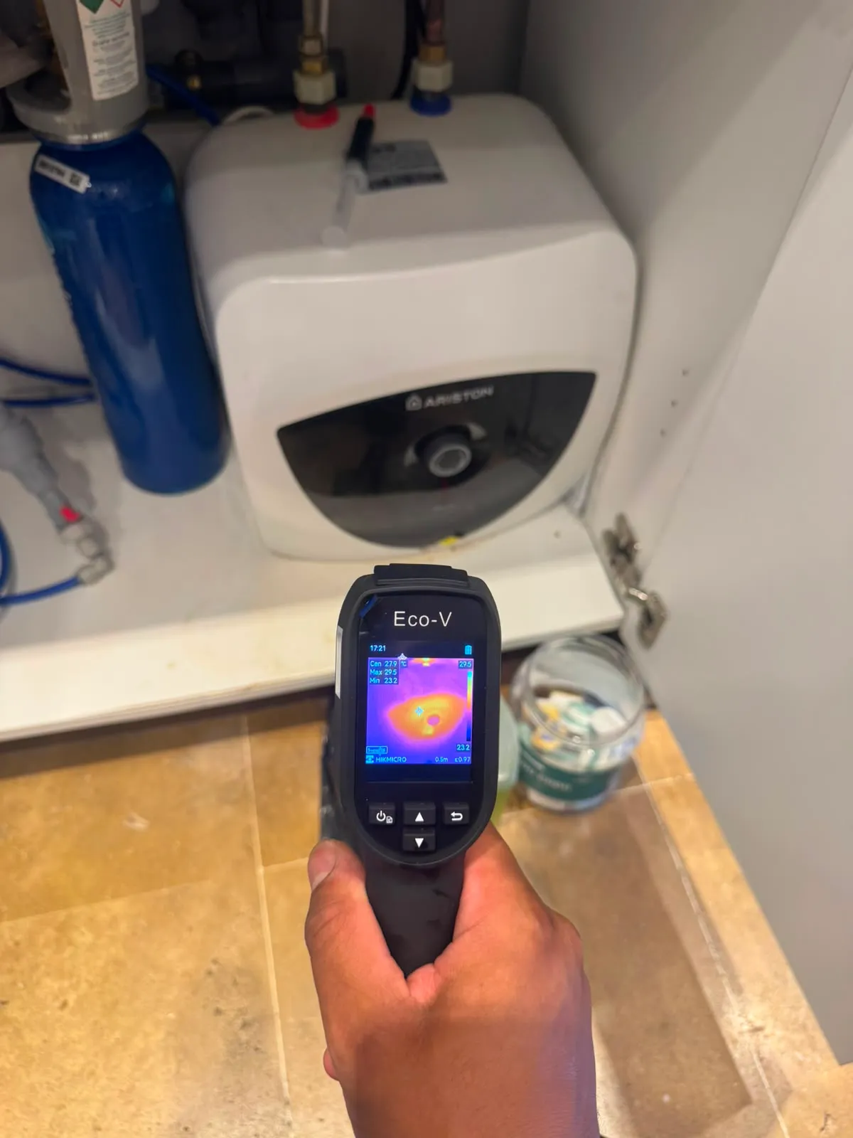 Détection de fuite à la caméra thermique